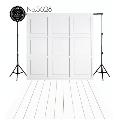 Backdrop white moulding 3628