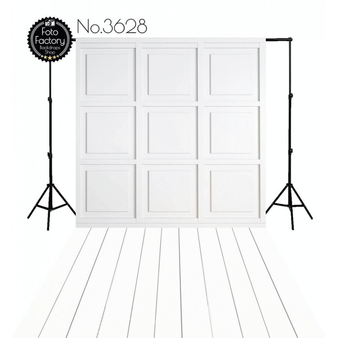 Backdrop white moulding 3628